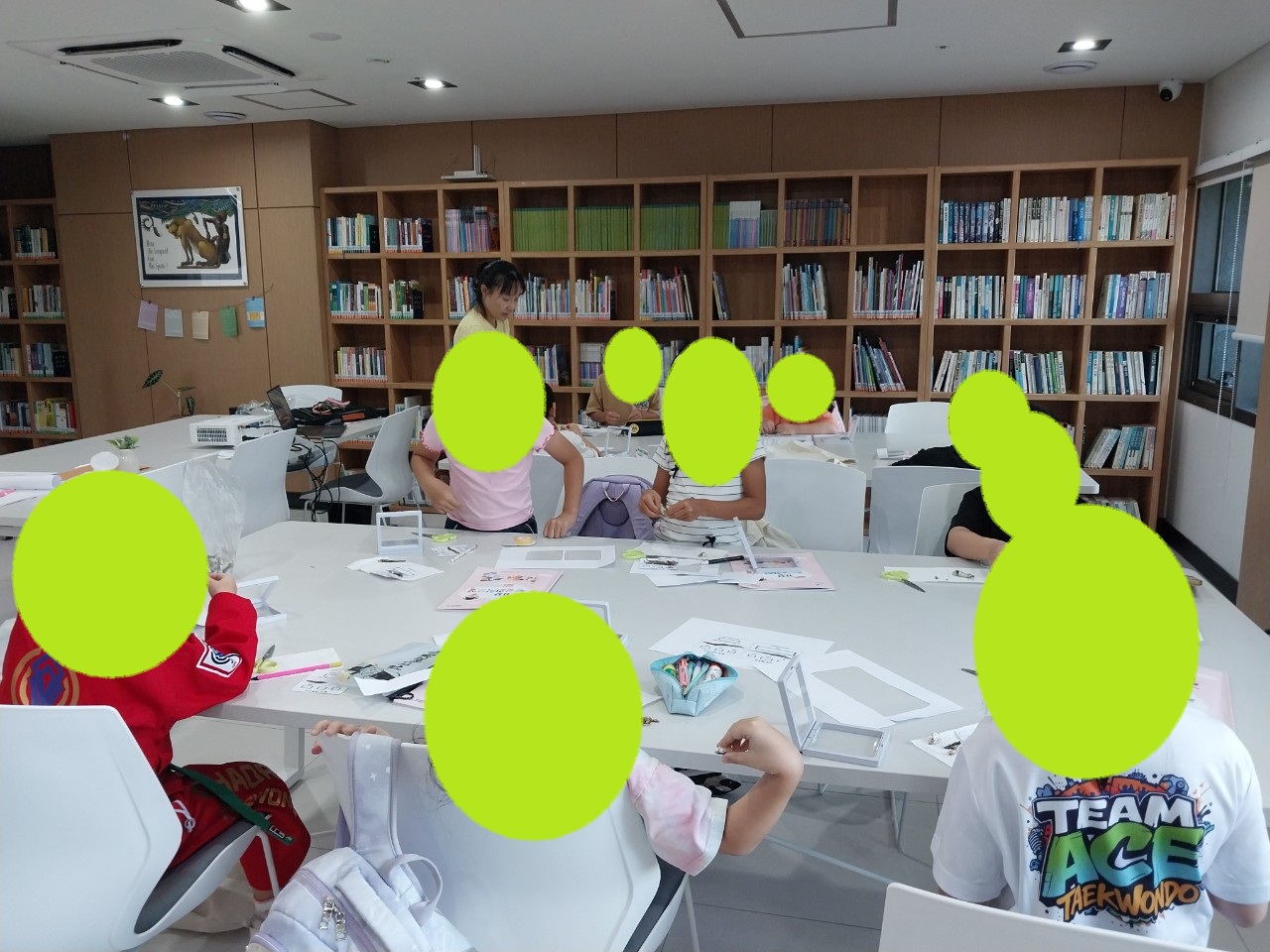 20250902_이지더원2차 포레온 작은도서관_기초_꼬마 탐정의  멸치 속 대탐험.jpg