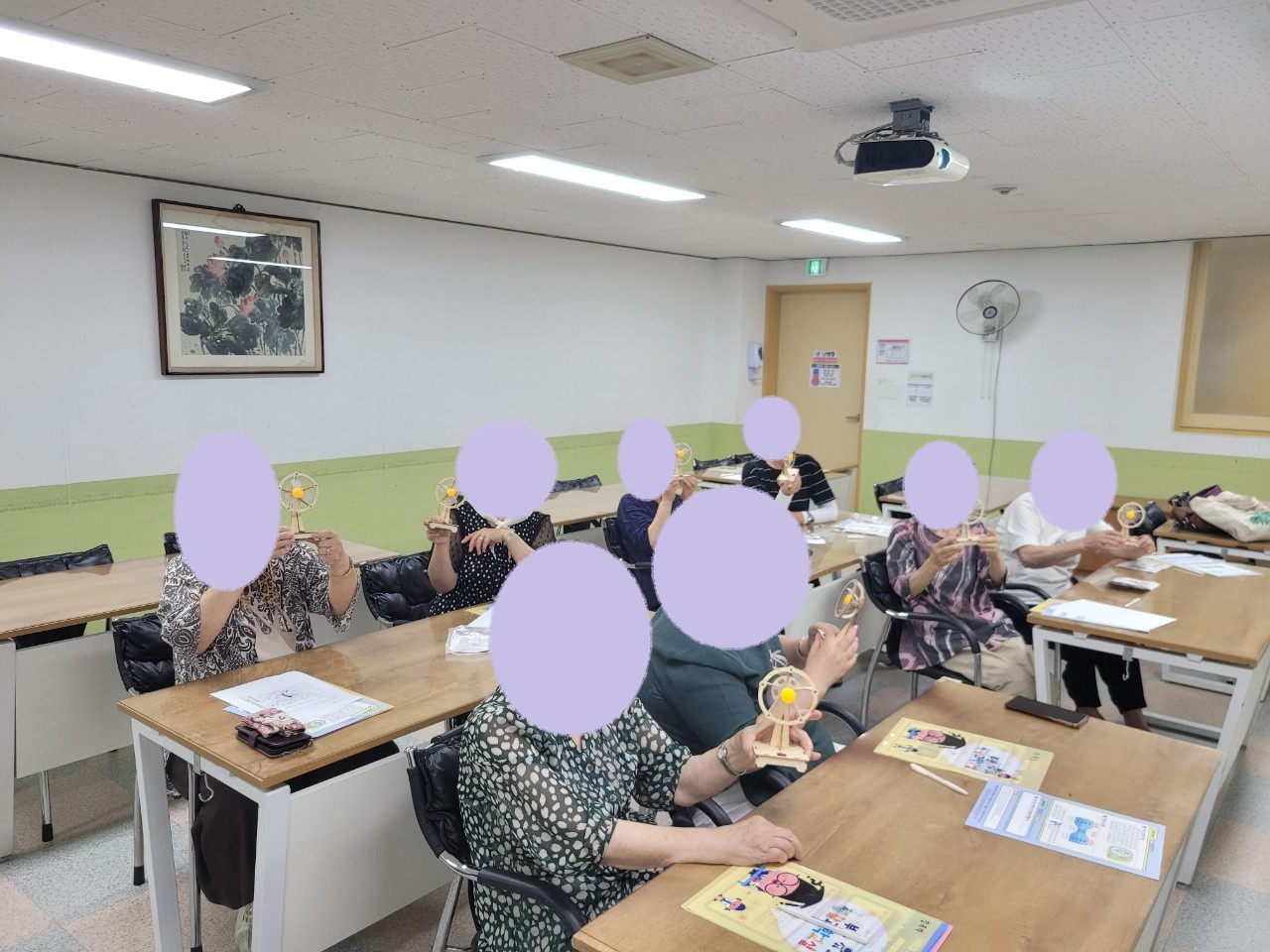 20250806_실버벨노인종합복지관_여름철 cool과학.jpg